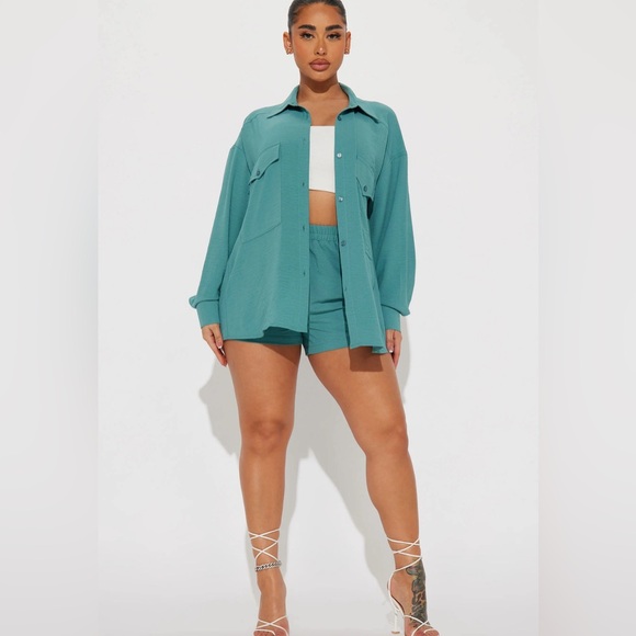 Fashion Nova Pants - Fashion Nova Take Me Uptown Short Set In Green-Size 1X NWT💚